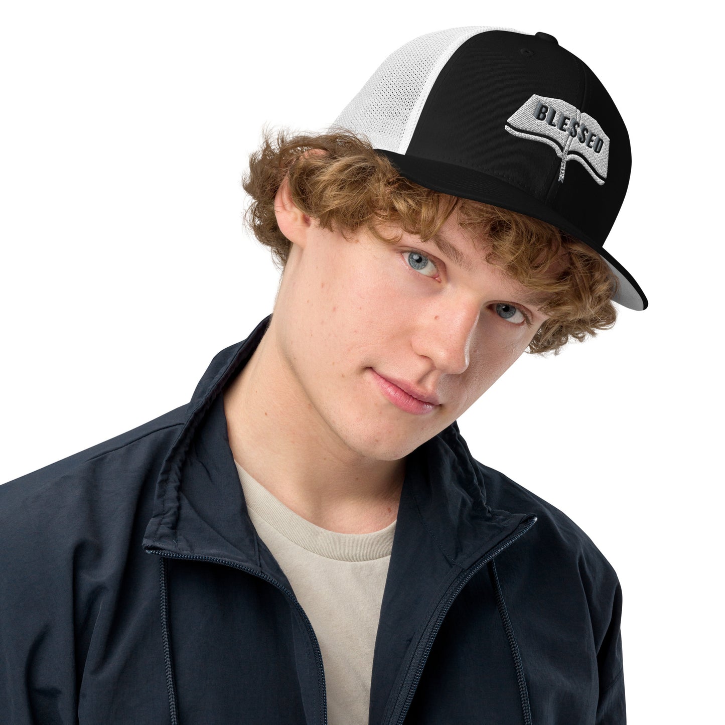 Closed-back trucker cap